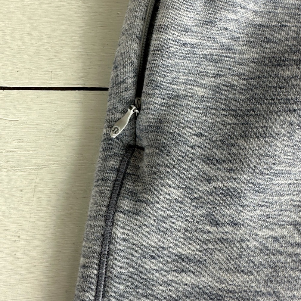 lululemon athletica Gray Heather Jogger Track Pants - Picture 5 of 10